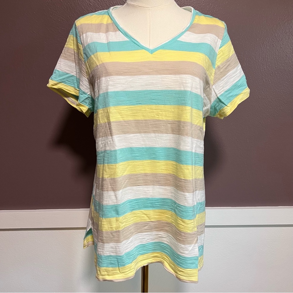 Belle By Kim Gravel V Neck Tee Shirt